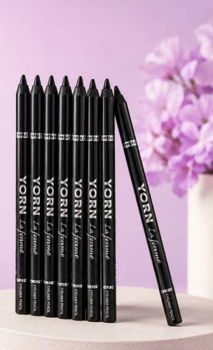 مداد چشم یورن Carbon Black 01